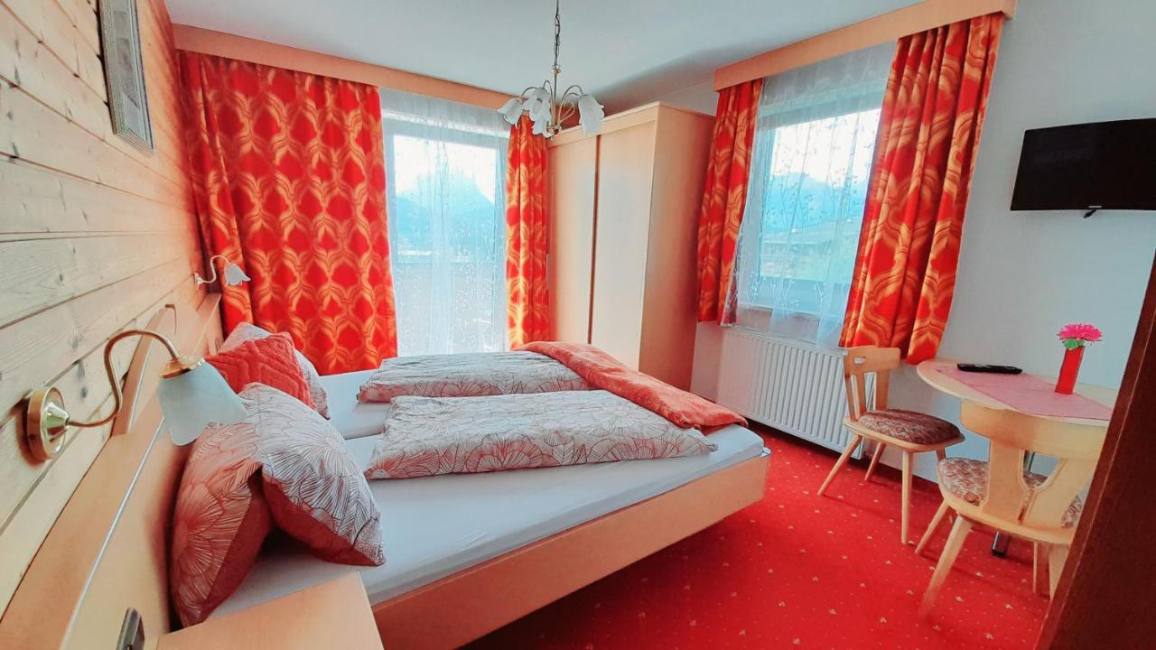 Krinserhof Easy-Rooms ゼーフェルト・イン・チロル エクステリア 写真