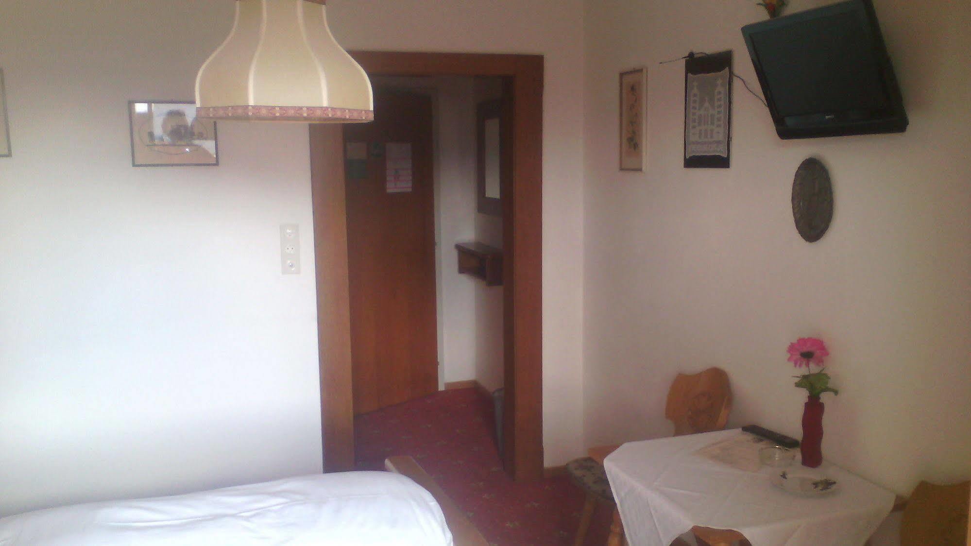 Krinserhof Easy-Rooms ゼーフェルト・イン・チロル エクステリア 写真